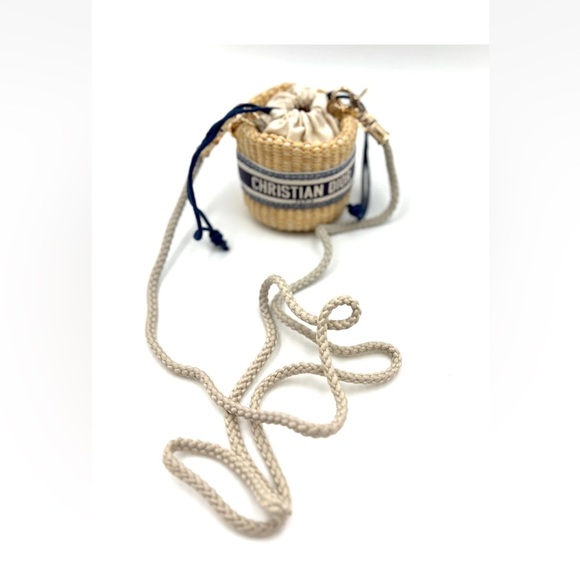 Dior Beauty Drawstring “Mini” Pouch New - Picture 10 of 10